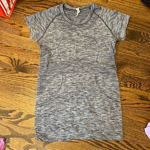 Lululemon work out long t shirt